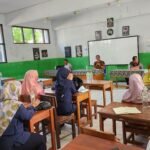 PEMBAGIAN WALI KELAS DI SMP ISLAM TAUFIQURRAHMAN DEPOK